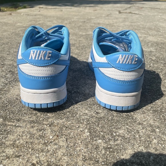 Nike Unc Blue Dunk (10M)
(Used) - Picture 4 of 4